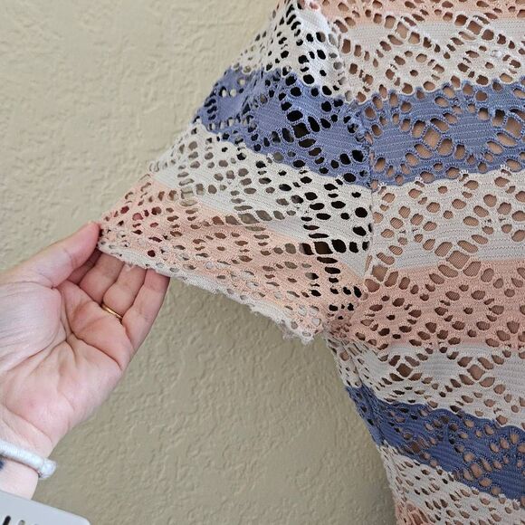 BCBGMaxAzria Renley Lace Dress - Picture 4 of 9